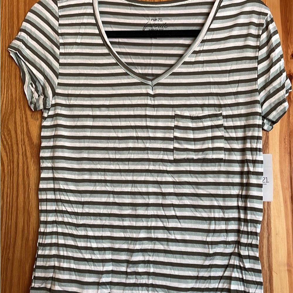Rue21 M top